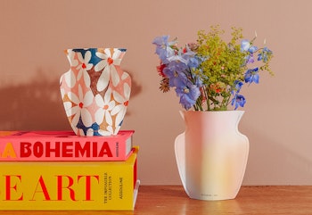 Introducing Papier x Octaevo: the vase for paper people