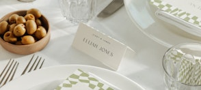 {:gb=>"Place Cards", :us=>"Place Cards"}