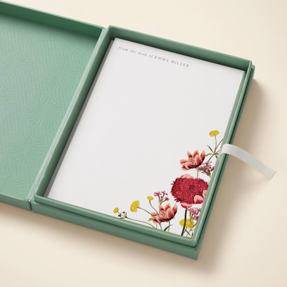 Add a gift box for the perfect gift