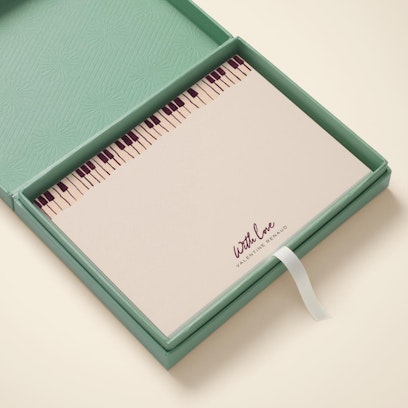 Add a gift box for the perfect gift