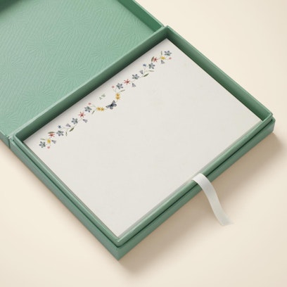 Add a gift box for the perfect gift