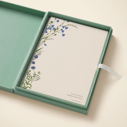 Add a gift box for the perfect gift