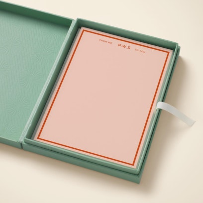 Add a gift box for the perfect gift