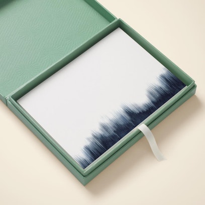 Add a gift box for the perfect gift