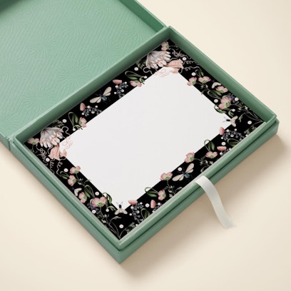 Add a gift box for the perfect gift