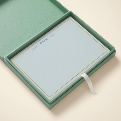 Add a gift box for the perfect gift
