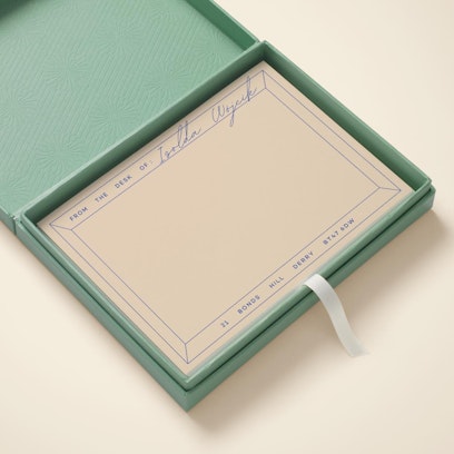 Add a gift box for the perfect gift