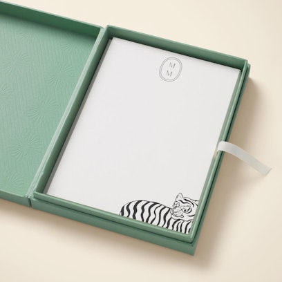 Add a gift box for the perfect gift