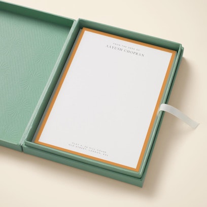 Add a gift box for the perfect gift