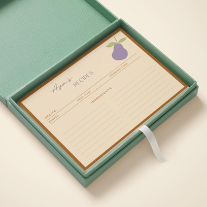 Add a gift box for the perfect gift